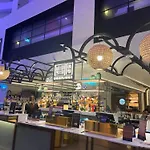 Luxury Casino Apartment In Broadbeach Island